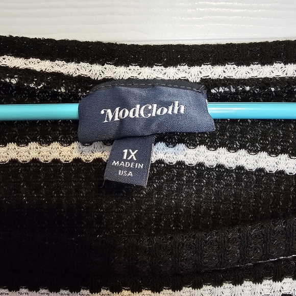 Plus Size Modcloth Striped Top - Picture 3 of 3